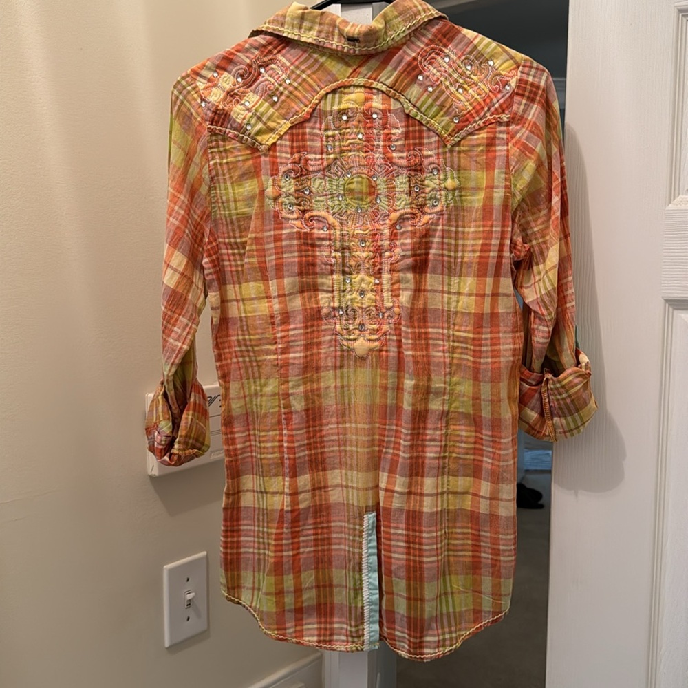 Roar button up M - Picture 2 of 2